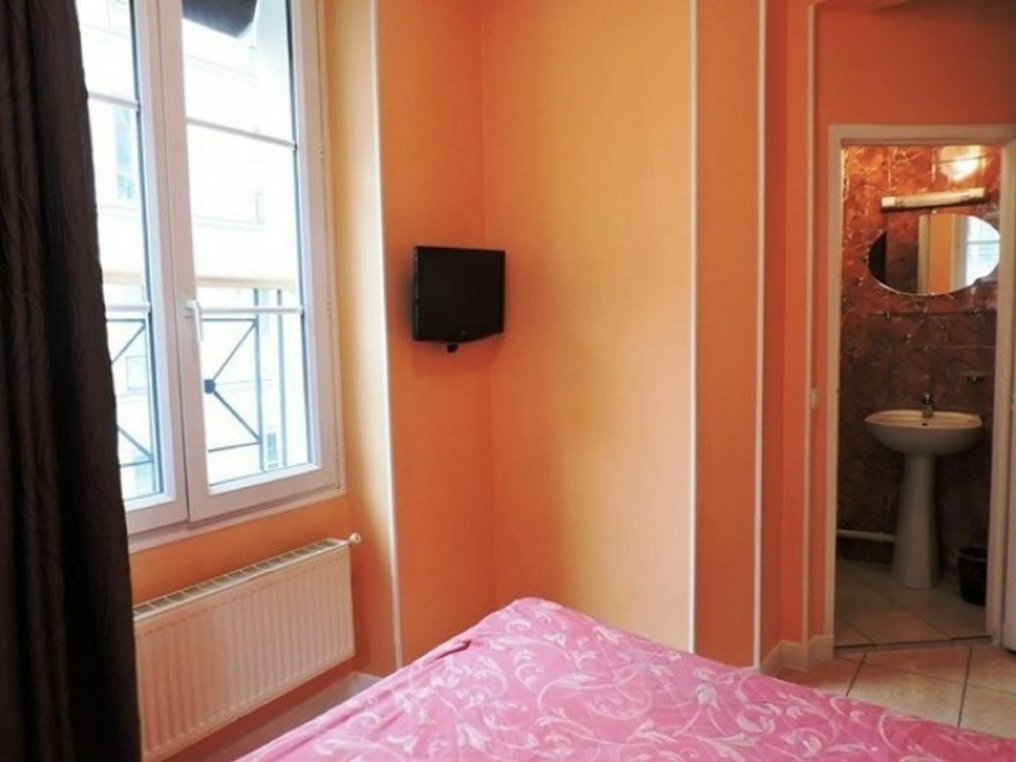Paris Hotel Le Mediterraneen Eksteriør billede