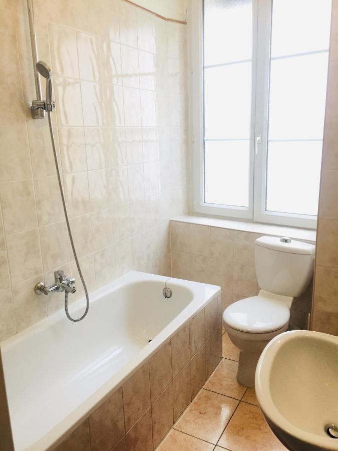 Paris Hotel Le Mediterraneen Eksteriør billede
